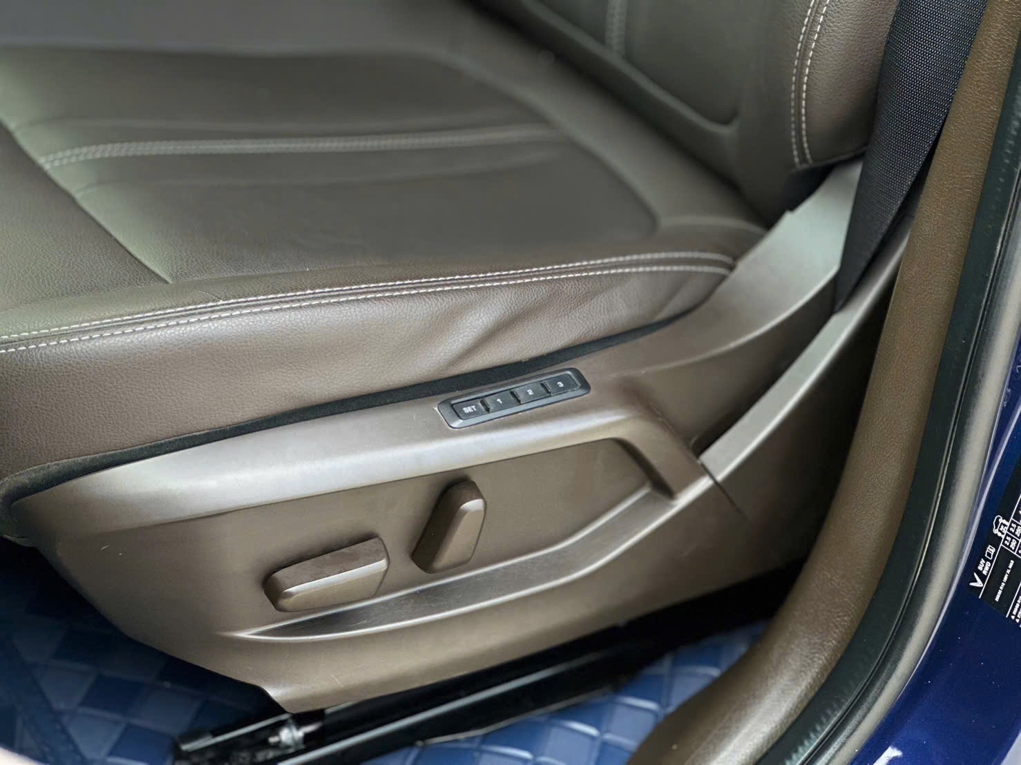 Car360 cover